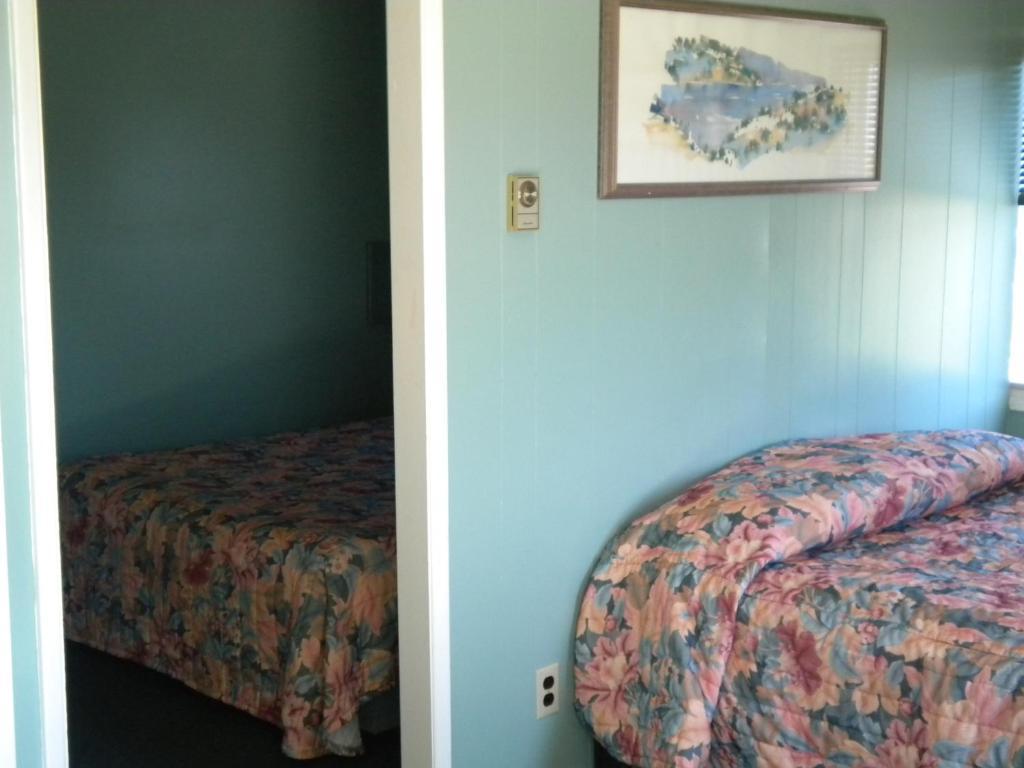 סאמרלאנד Pleasant View Motel חדר תמונה