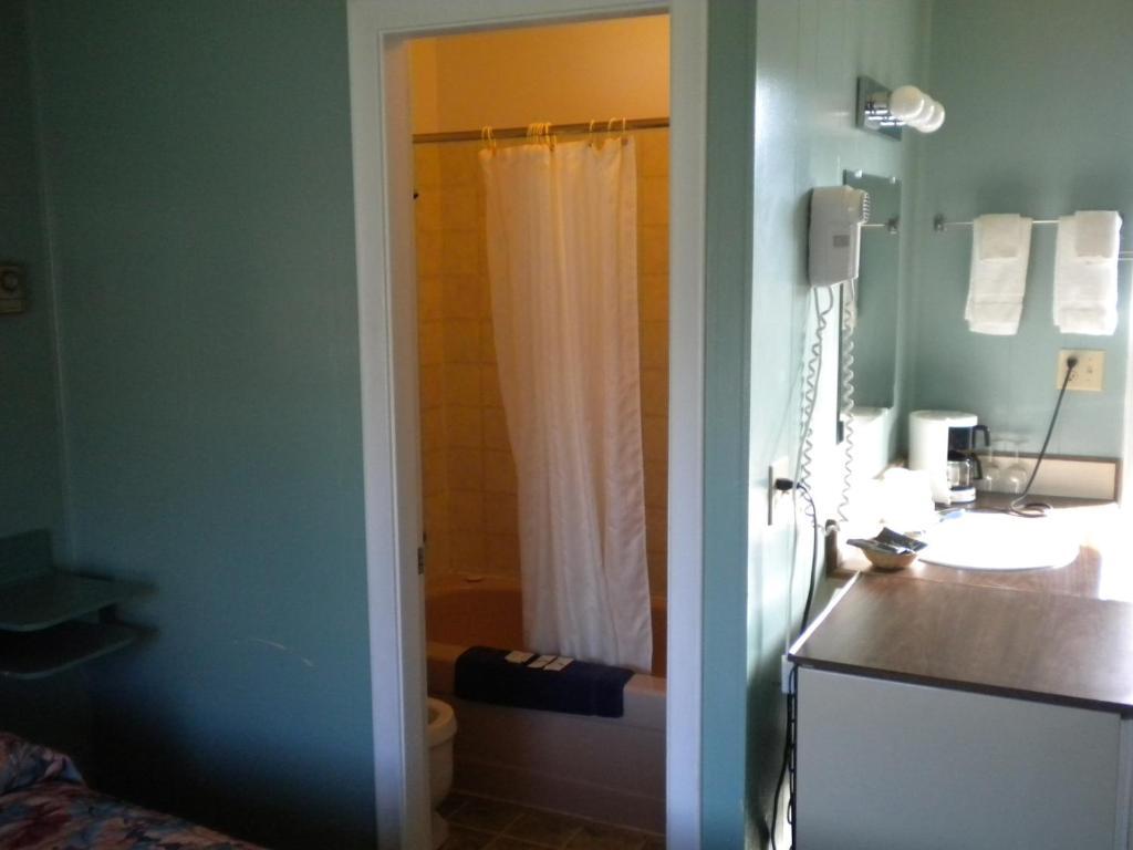 סאמרלאנד Pleasant View Motel חדר תמונה