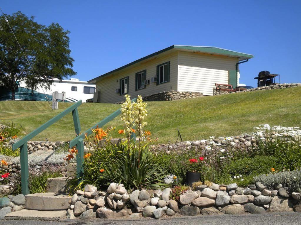 סאמרלאנד Pleasant View Motel מראה חיצוני תמונה